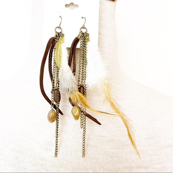 💕Boho Stlye Beaded Feather Dangle Earrings - Picture 3 of 7